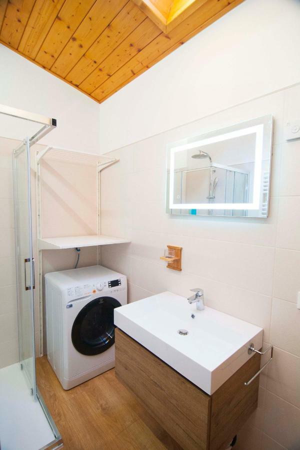 Apartmán La Mansarda Di Emma Pinzolo Exteriér fotografie
