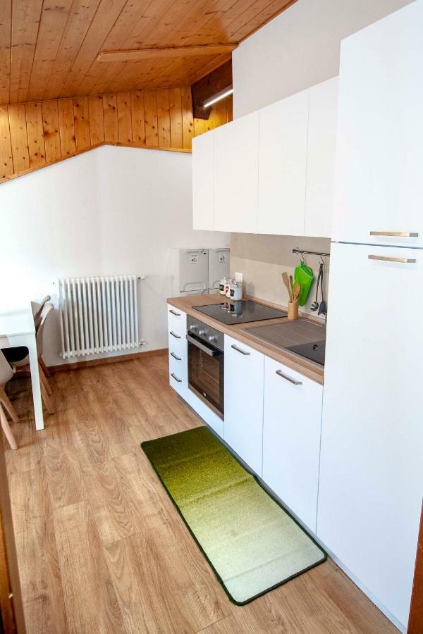 Apartmán La Mansarda Di Emma Pinzolo Exteriér fotografie