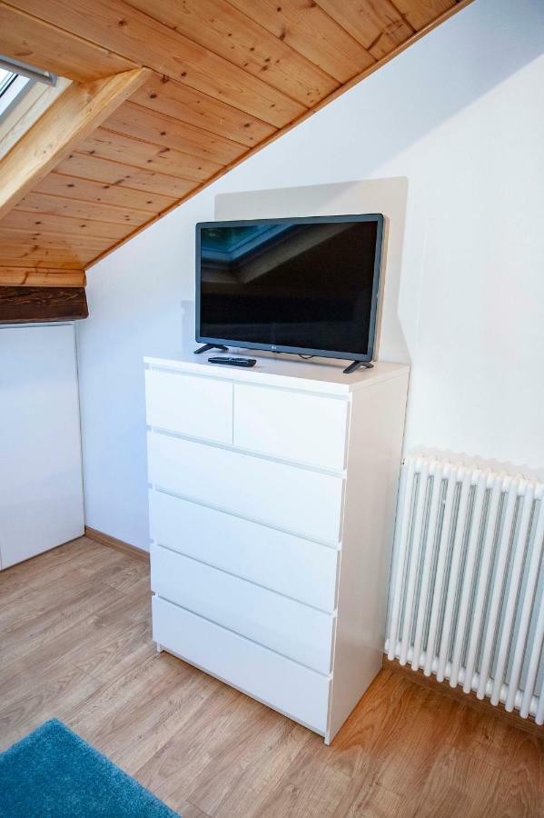 Apartmán La Mansarda Di Emma Pinzolo Exteriér fotografie