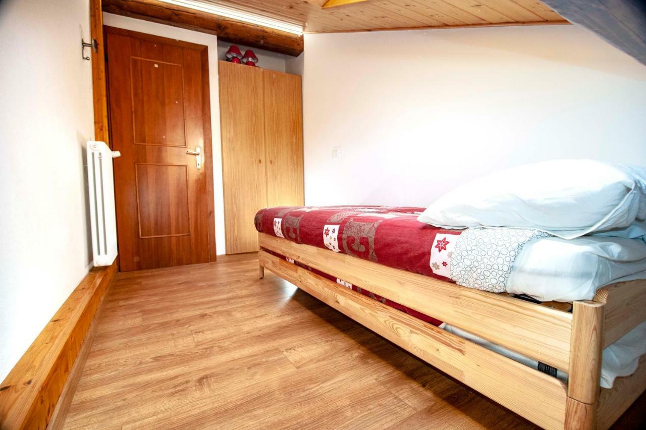 Apartmán La Mansarda Di Emma Pinzolo Exteriér fotografie
